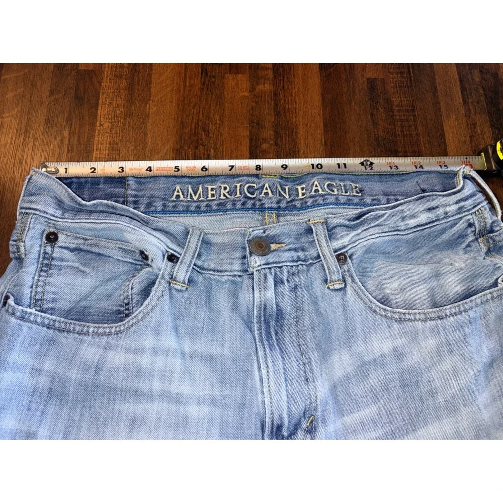 American Eagle Mens Relaxed Fit Light Wash Denim Jeans 34x32 Blue Cotton
